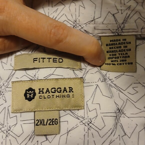 Men's Haggar 2XL Geometric White/Gray Patterned Button Down Short Sleeve Shirt - Picture 2 of 10